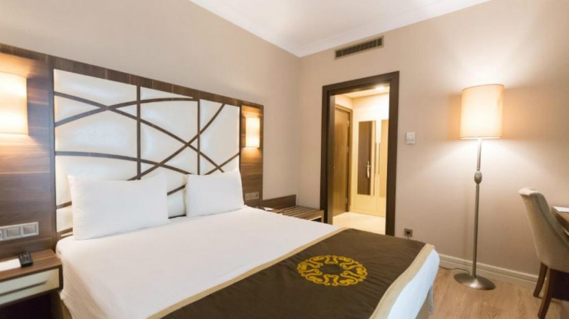 Grand Mira Business Hotel
